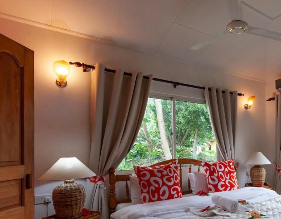 Oceane L'Union Villa 라디게 외부 사진